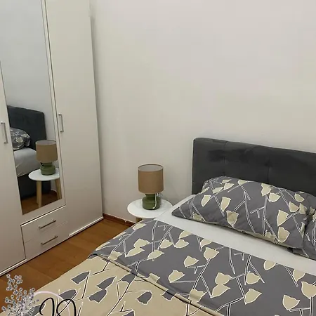Lj Condo Novi Sad Exterior foto
