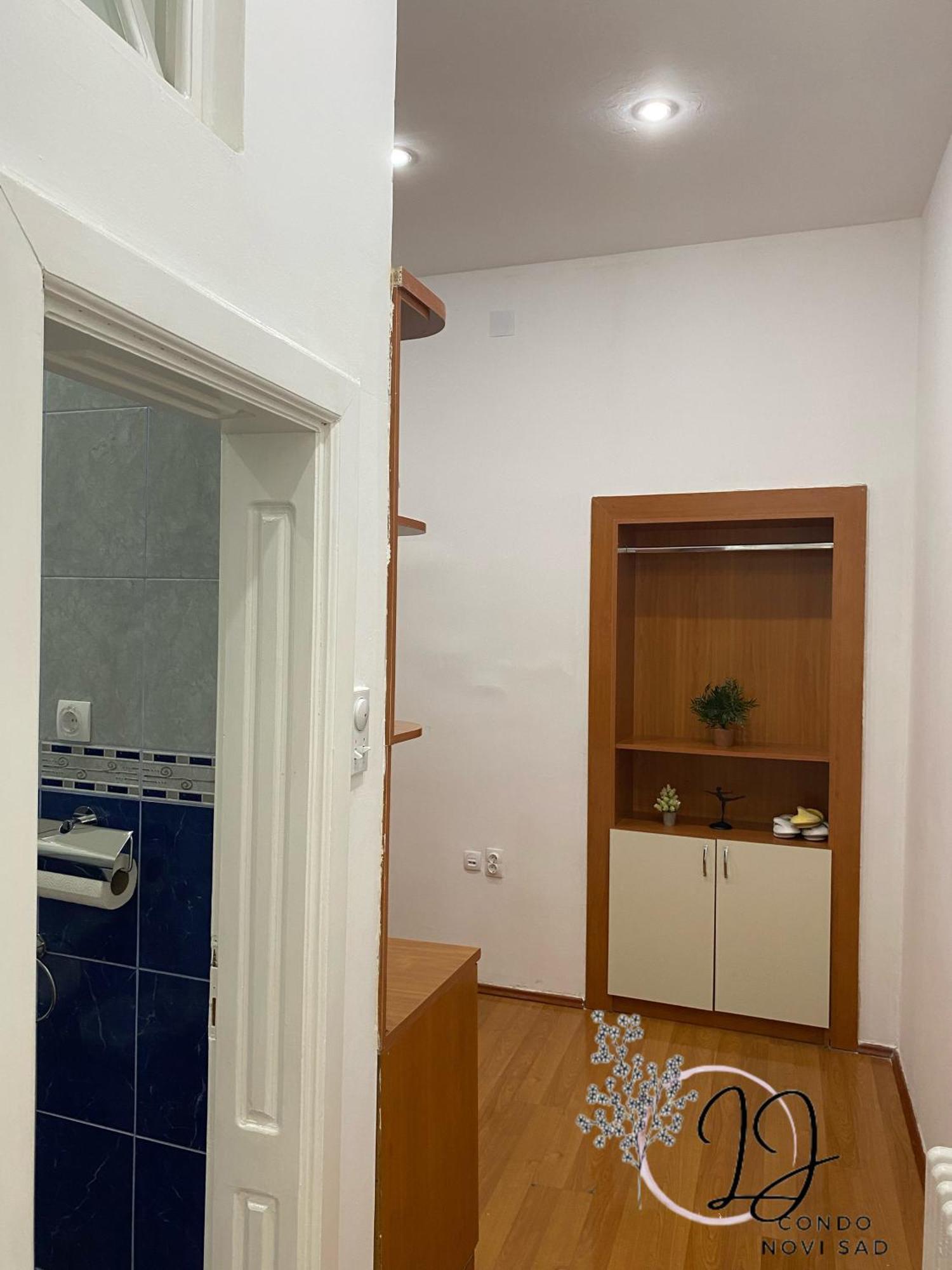 Lj Apartment Novi Sad